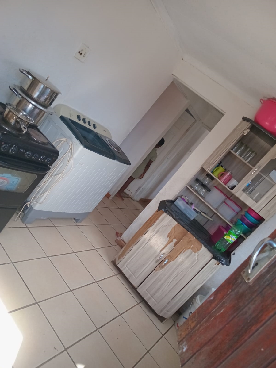 2 Bedroom Property for Sale in Zwide Eastern Cape